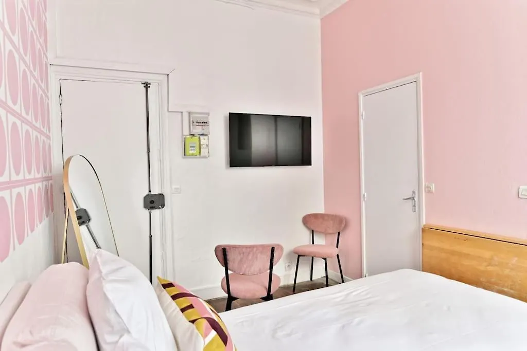 Studio Central Proche Vaugirard Paris Apartment