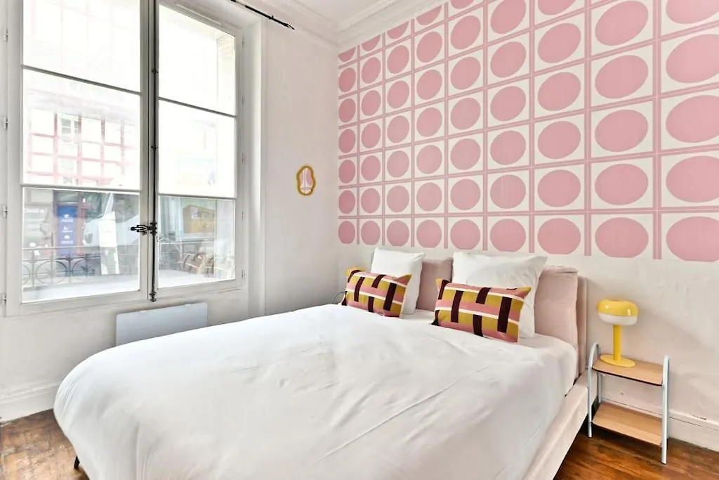 Apartment Studio Central Proche Vaugirard Paris France